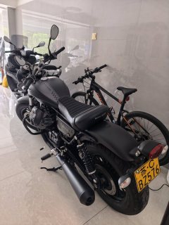 Moto Guzzi V9 850 cc - ფოტო 3