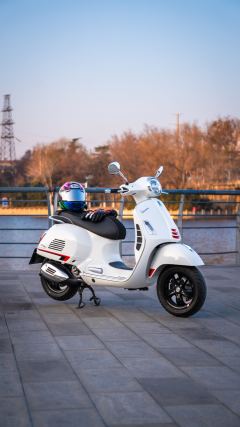 VESPA GTS 300 cc - photo 1