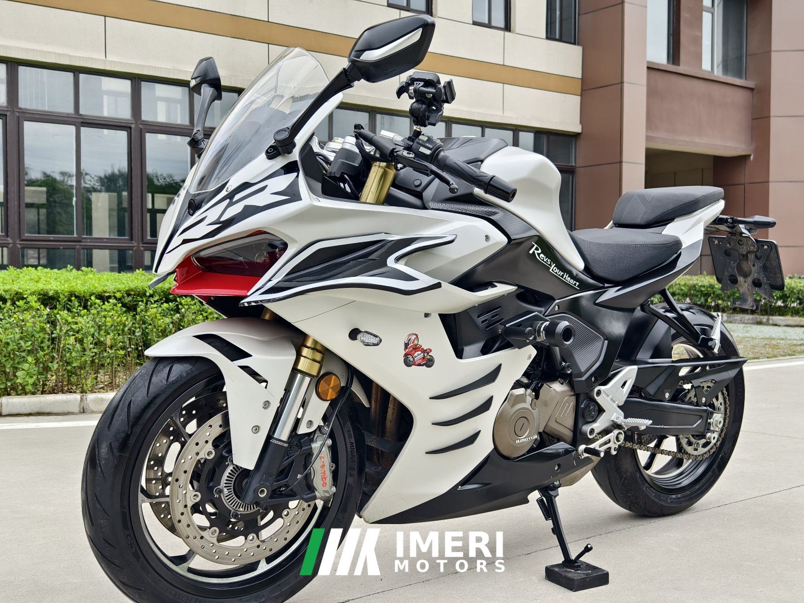 2024 QJMOTOR Roewe i5 550 / Sai 550 *(Context-dependent, usually referring to the motorcycle "Sai 550" or Roewe car v