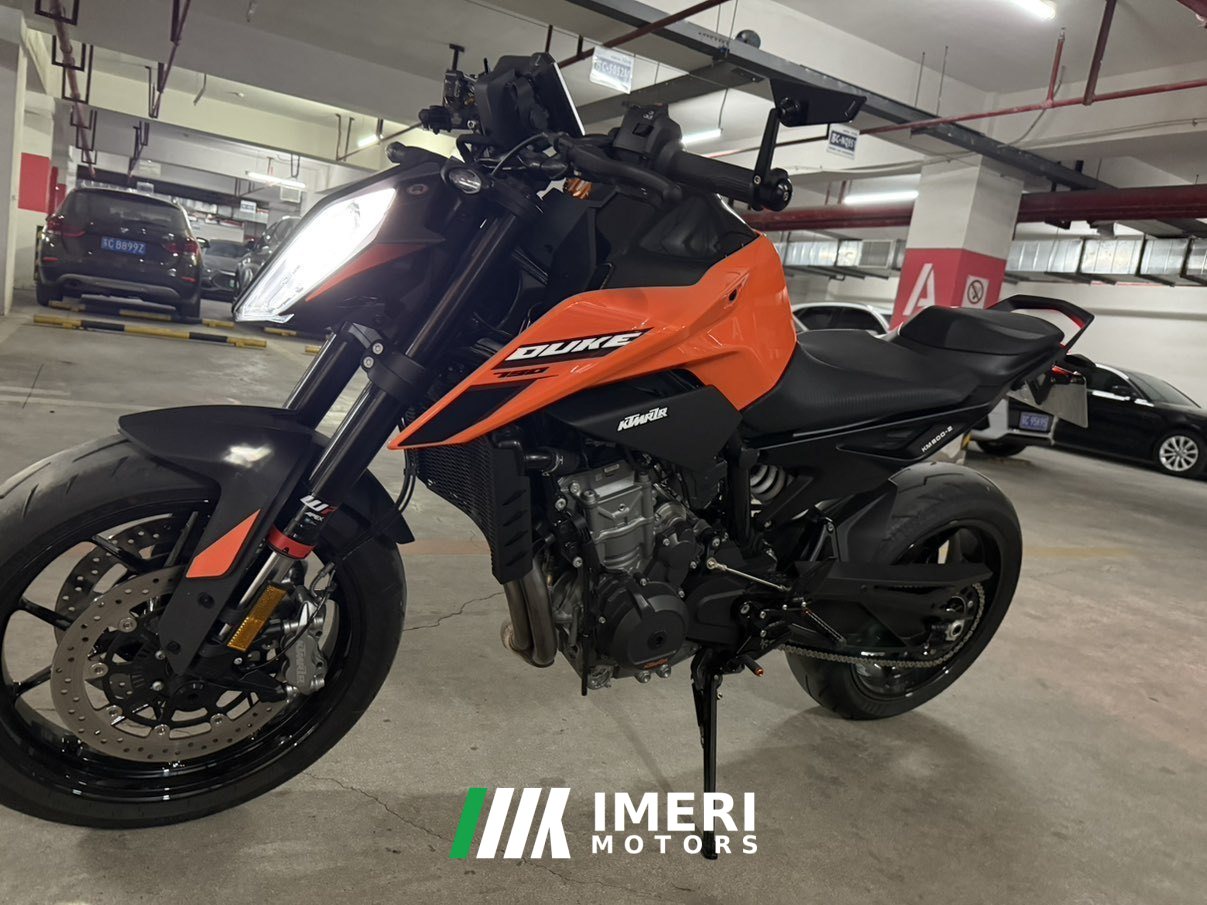 2025 KTMR2R 790 Duke 800 cc
