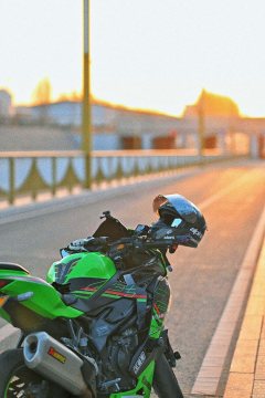 Kawasaki ZX-4R 400 cc - ფოტო 3
