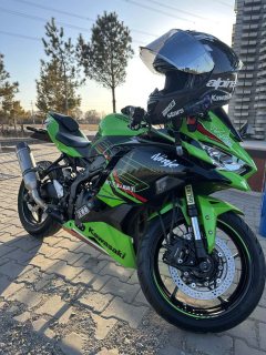 Kawasaki ZX-4R 400 cc - ფოტო 4