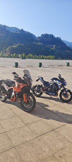Kawasaki Z900 950 cc - ფოტო 3