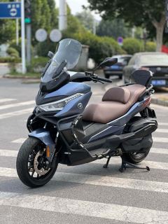 Voge SR4 Max 350 cc - ფოტო 3