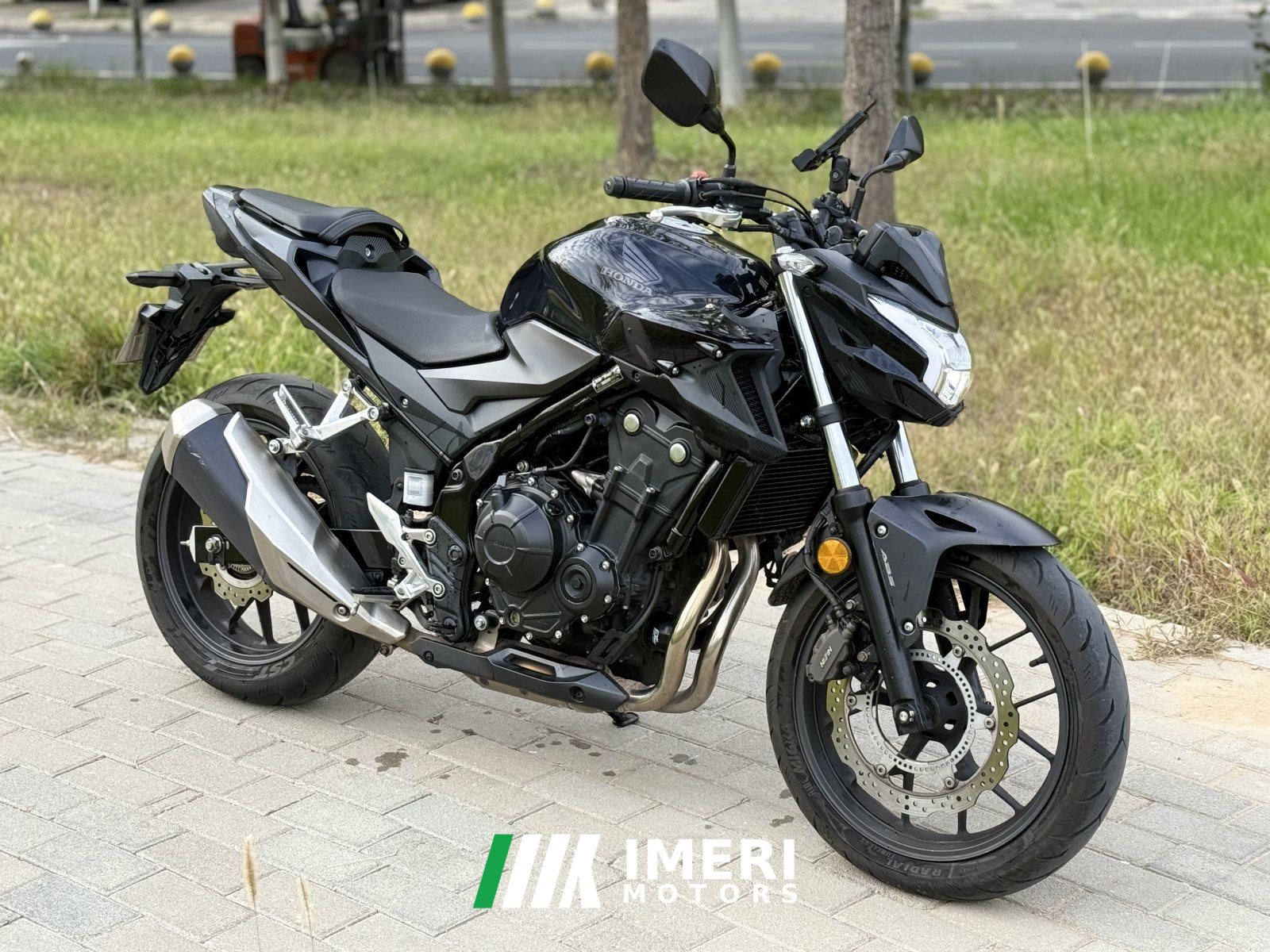2022 Honda CB400F