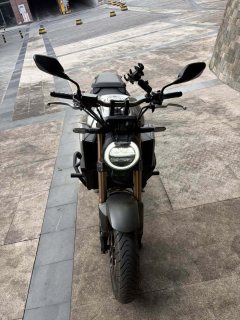 Honda CB650R - ფოტო 4