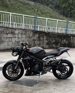 Triumph Street Triple 765 - ფოტო 7