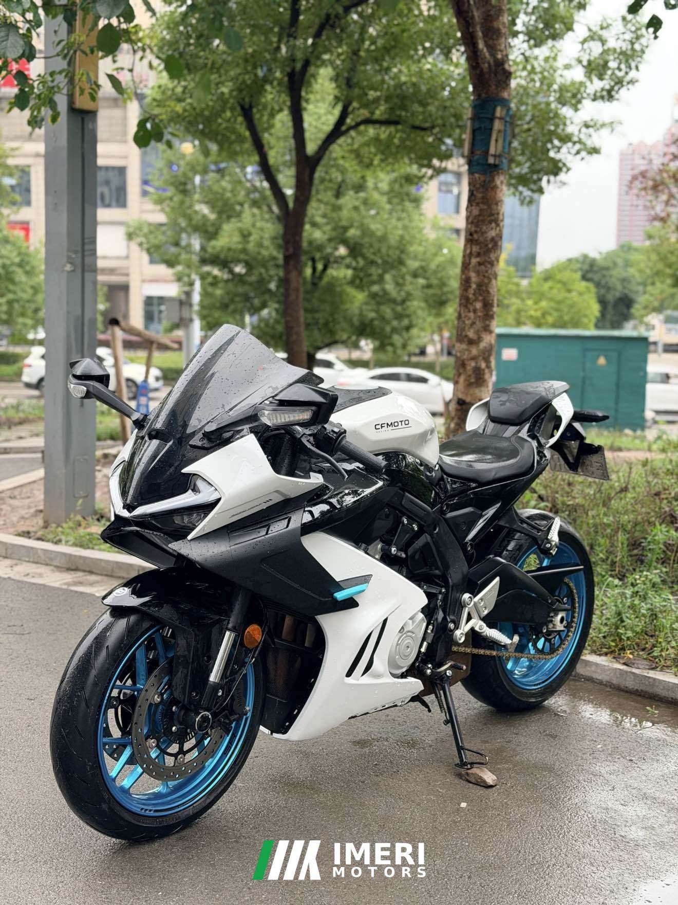 2024 CFMOTO 675SR-R