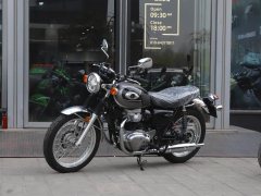 Kawasaki W800 - ფოტო 1