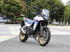 Honda XL750 Transalp - ფოტო 3
