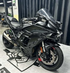 Kawasaki Ninja H2 SX 1000 cc - ფოტო 1