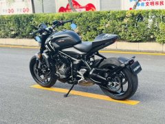 Triumph Trident 660 - ფოტო 9