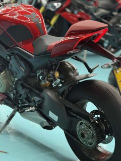Ducati Street Fighter V4 1100 cc - ფოტო 6