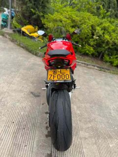 Ducati Panigale V4 1100 cc - ფოტო 2