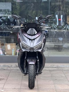 SYM Cruisym 150 - ფოტო 8