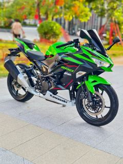 Kawasaki Ninja 400 - photo 1