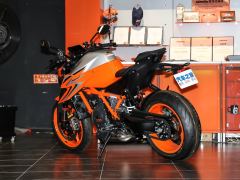 KTMR2R 1290 Super Duke 1300 cc - ფოტო 6