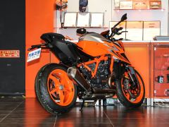 KTMR2R 1290 Super Duke 1300 cc - ფოტო 8