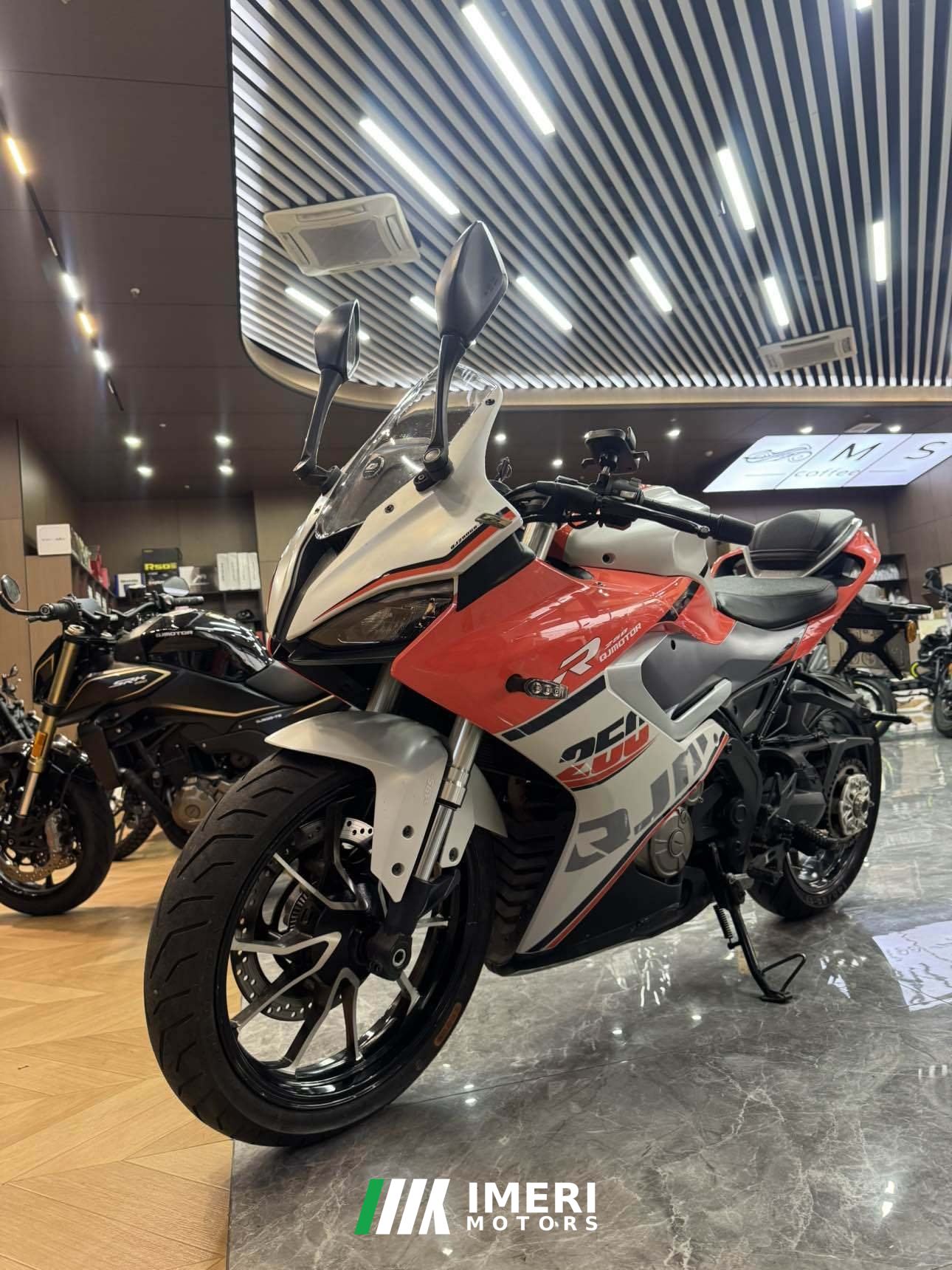 2023 QJMOTOR SRK 250