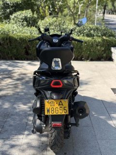 KYMCO S350 - photo 8