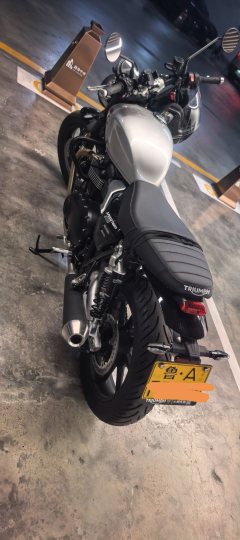 Triumph Speed Twin 900 - photo 1