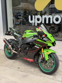 Kawasaki Ninja ZX-10R 1000 cc - photo 2