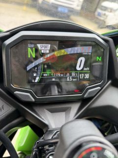 Kawasaki ZX-4R 400 cc - ფოტო 5
