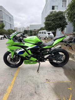 Kawasaki ZX-4R 400 cc - ფოტო 6