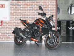 Voge 300R - ფოტო 11