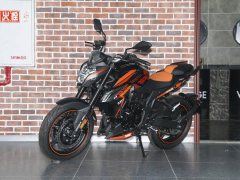 Voge 300R - ფოტო 9