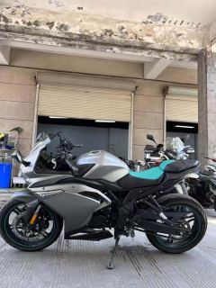 Voge 300RR - ფოტო 2