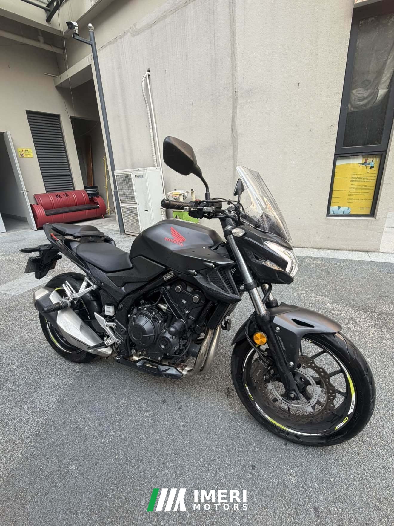 2021 Honda CB400F
