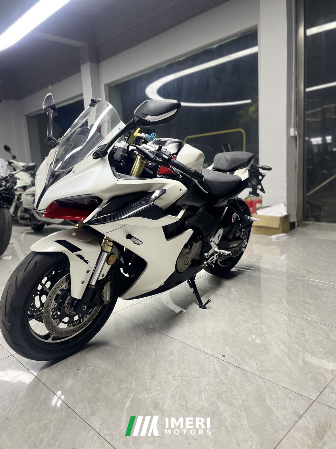 2025 QJMOTOR Roewe i5 550 / Sai 550 *(Context-dependent, usually referring to the motorcycle "Sai 550" or Roewe car v