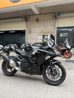 Kawasaki Ninja 400 - photo 1