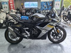 Voge 250RR - ფოტო 1