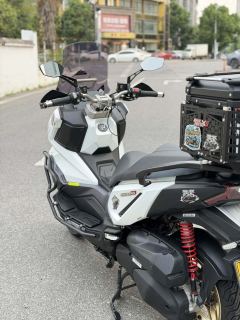 SYM Husky ADV300 - photo 7