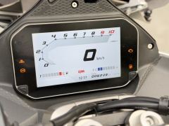 SYM Husky ADV300 - photo 9