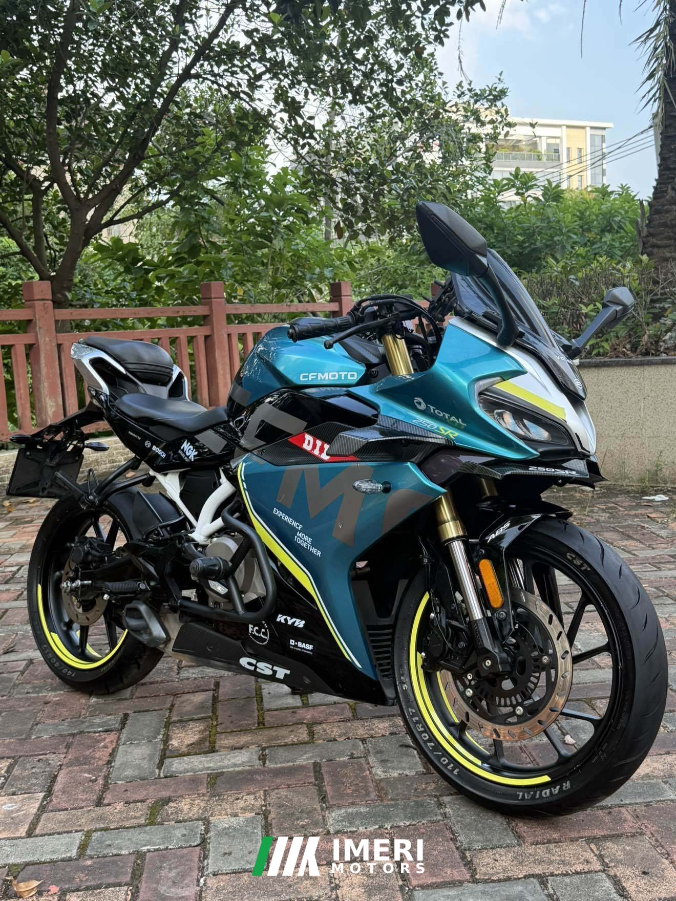 2021 CFMOTO 250SR