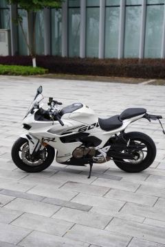 QJMOTOR Roewe i5 550 / Sai 550 *(Context-dependent, usually referring to the motorcycle "Sai 550" or Roewe car v - photo 1