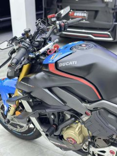 Ducati Street Fighter V4 1100 cc - ფოტო 4