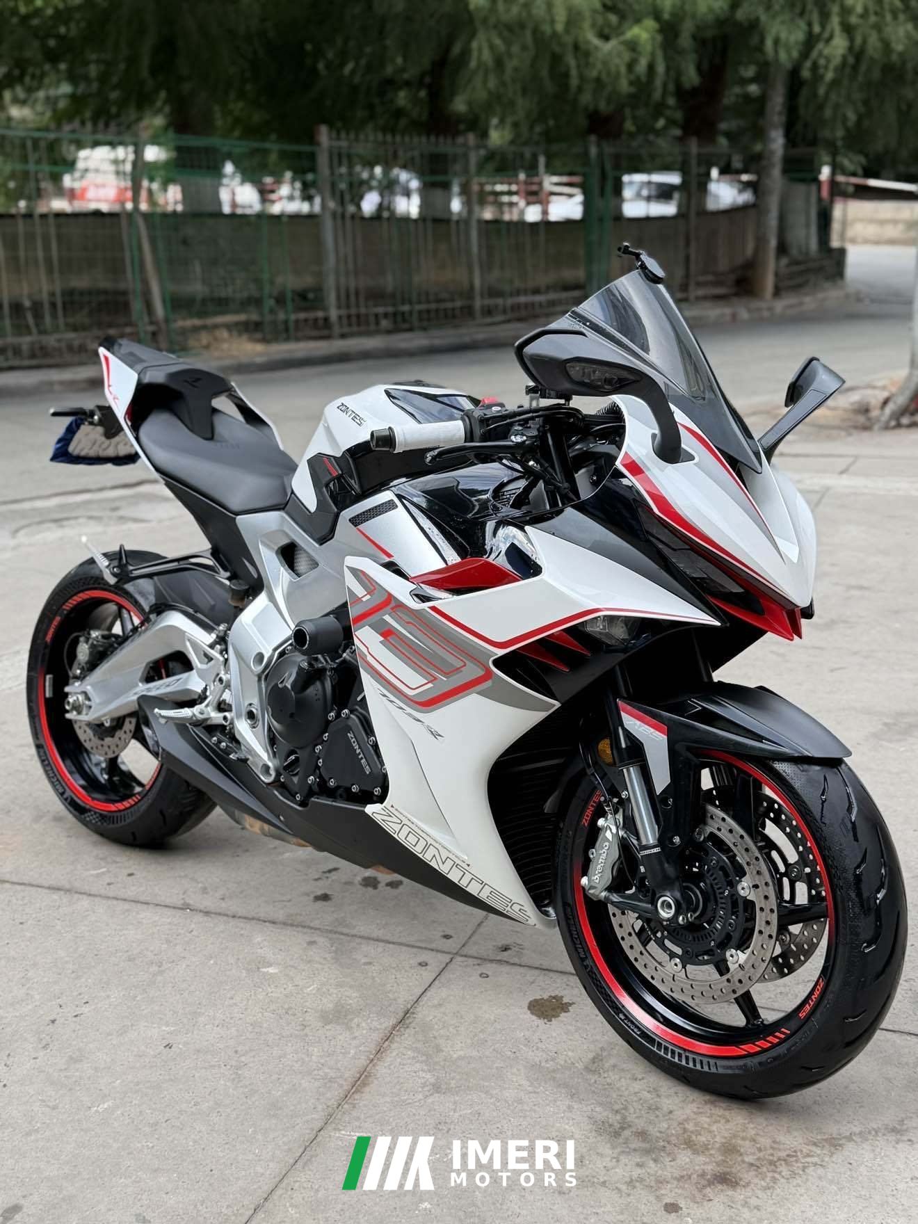 2024 Zontes 703RR 700 cc