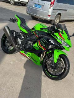 Kawasaki ZX-4R 400 cc - photo 3