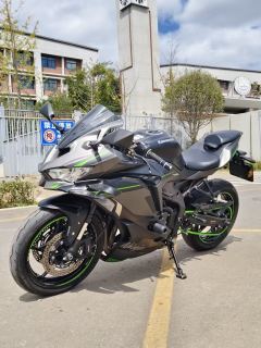 Kawasaki ZX-4R 400 cc - ფოტო 2