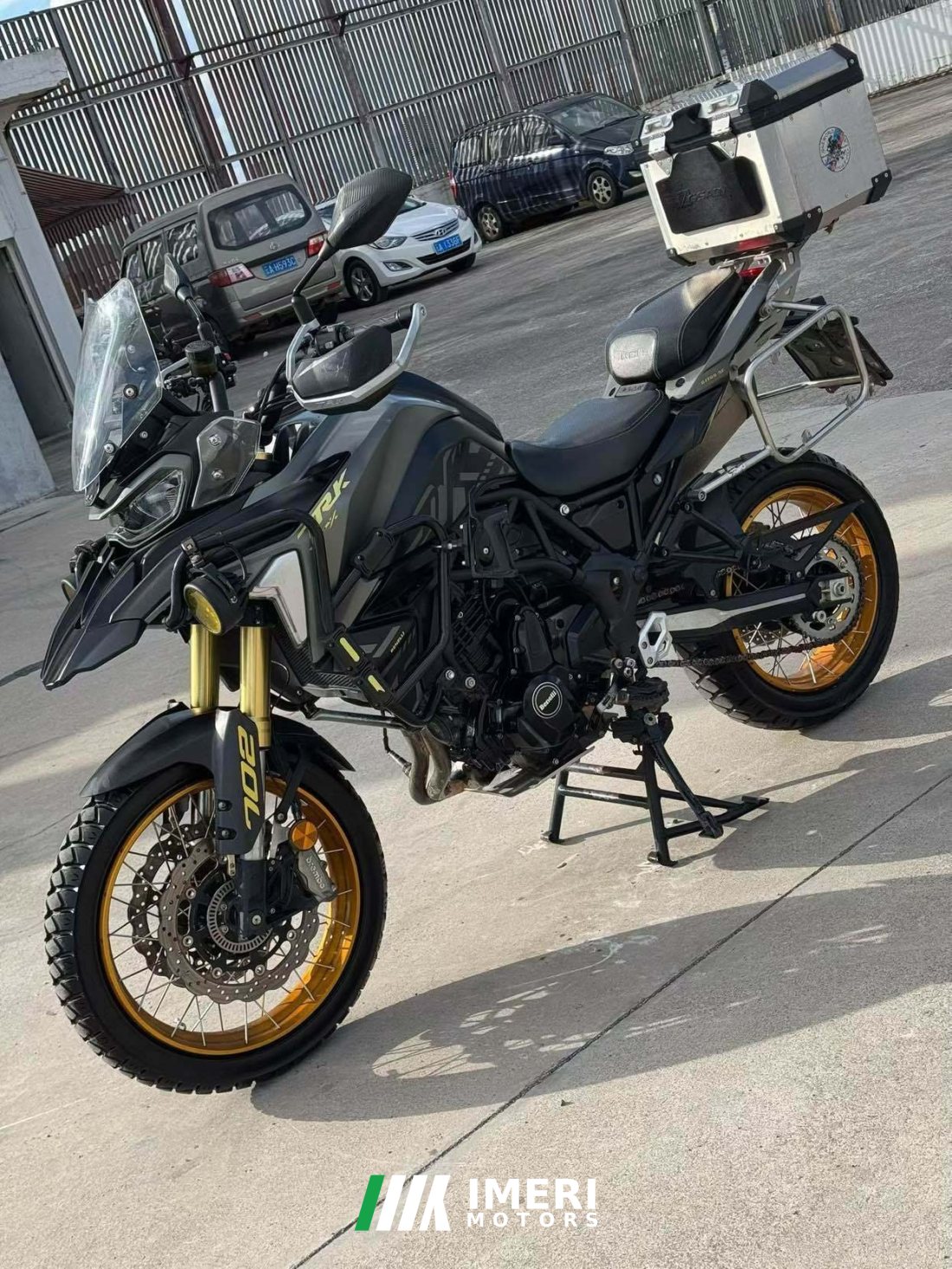 Benelli TRK702 700 cc - motorcycle from China