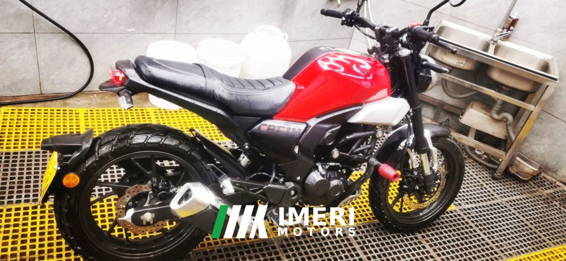 Sundiro Honda CBF190TR - мотоцикл из Китая