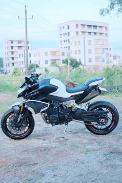 CFMOTO 800NK - фото 3