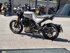 HUSQVARNA White Arrow 401 400 cc - photo 3
