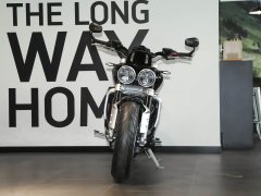 Triumph Rocket 3 2500 cc - ფოტო 10