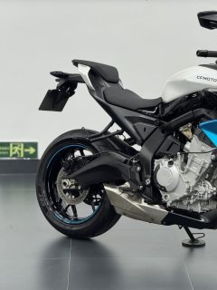 CFMOTO 675NK - фото 8
