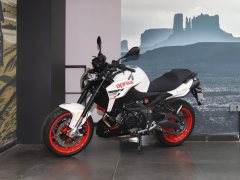 Aprilia Shiver 900 - ფოტო 1